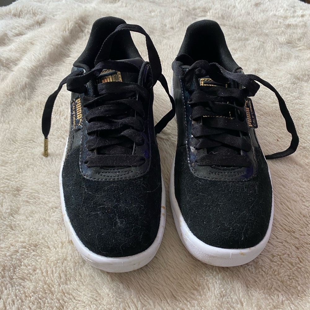 Puma Women's Black Athletic Shoes